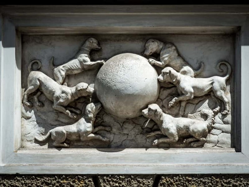 Munich: Raven Black Witches and Executioners Walking Tour - Is the $25 price fair?