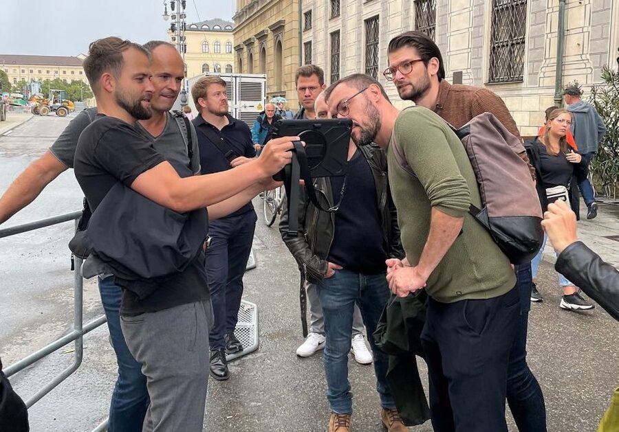 Munich: Resistance against Hitler - Historical Walking Tour - Beginning at the Munich University fountain