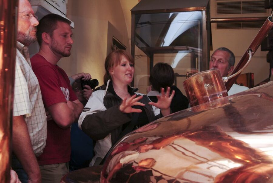 Munich's Beer Halls and Breweries: 3-Hour Guided Tour - Two half-liter beers and optional food