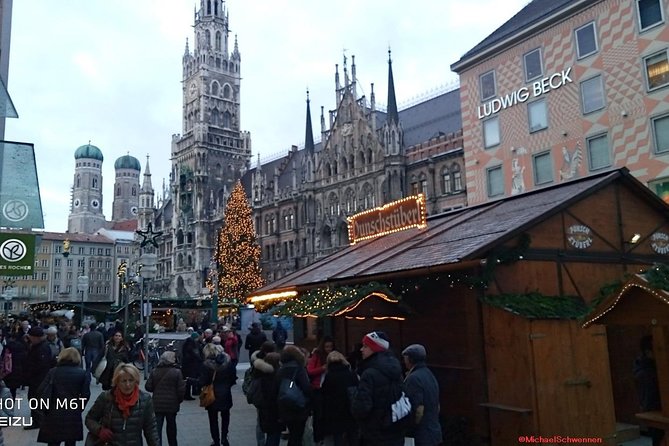 Munich - the essential walking tour - Old Town Hall and difficult chapters