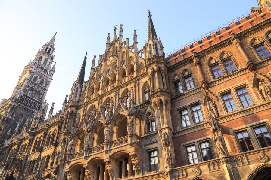 Munich: Third Reich & WWII Walking Tour - Who should take this Munich walking tour?