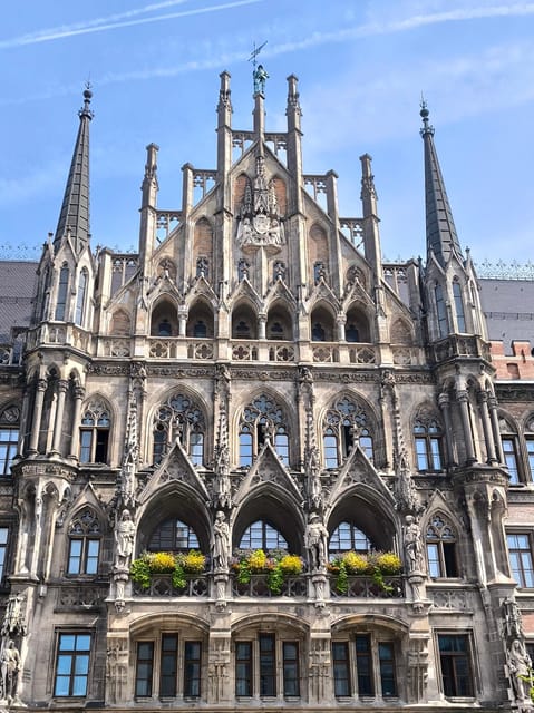 Munich: Walking tour of the old town with all your senses - The New Town Hall and Munich’s odd details