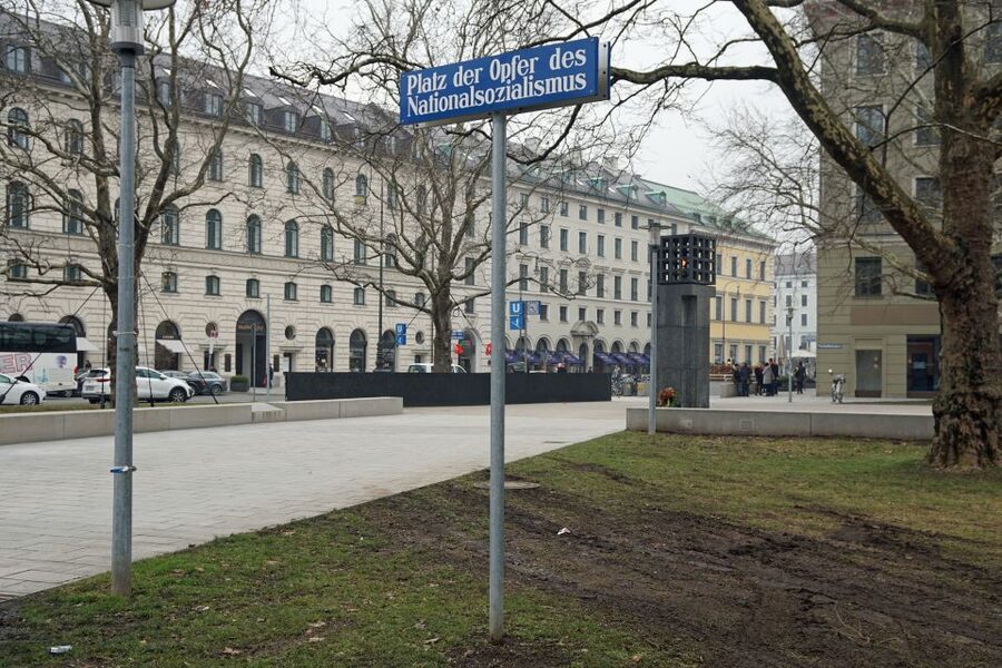 National Socialism WWII with licensed guide - private tour - Who Should Book This Munich History Tour