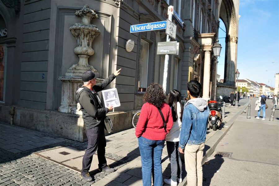 National Socialism WWII with licensed guide - private tour - Haus der Kunst and the Politics of Art