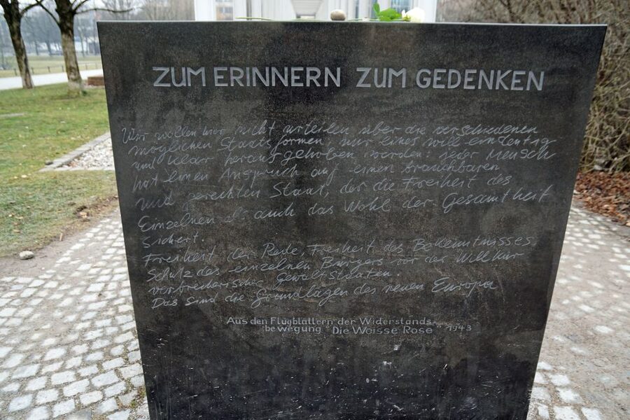 National Socialism WWII with licensed guide - private tour - How the Two-Hour Format Works