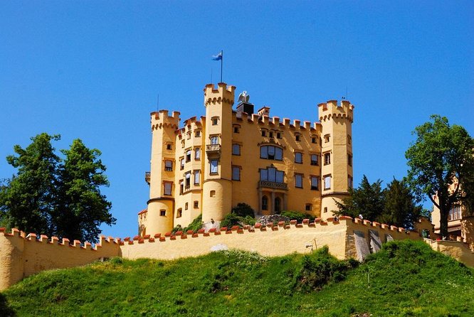 Neuschwanstein and Hohenschwangau Exclusive Skip-the-Crowds Tour - Marienbrücke and the Pöllat waterfall