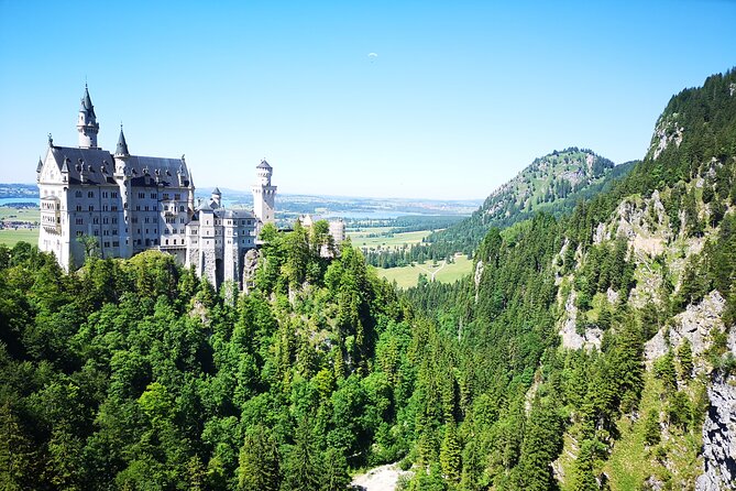 Neuschwanstein Castle by Bus Incl. Bike Ride or Hohenschwangau - Why the bike ride changes the castle day