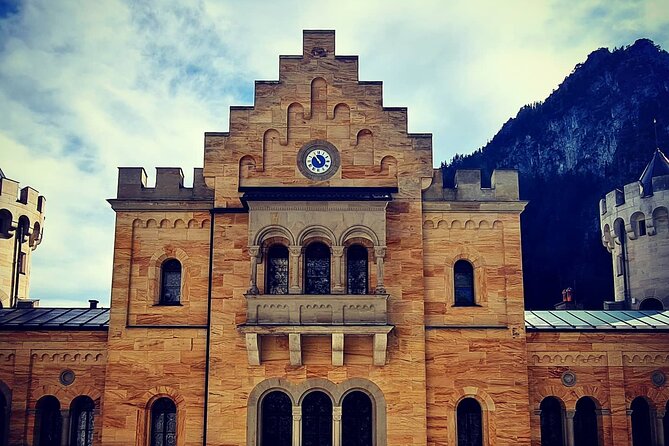 Neuschwanstein Castle, Ettal Abbey and Oberammergau Private Tour from Munich - Who should book this private Bavarian route?