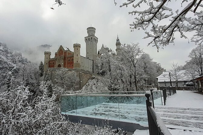 Neuschwanstein Exclusive Romantic Winter Tour INCL. TICKETS - Reaching Neuschwanstein in winter