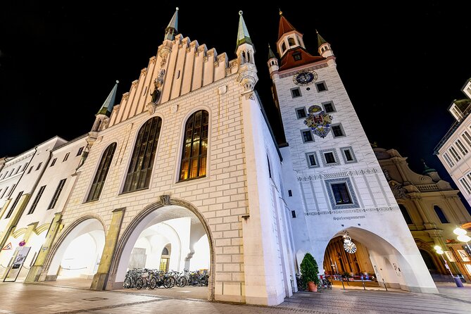 Night watchman torchlight tour in Munich - Heilig Geist and an unusual church story