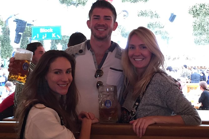 Oktoberfest Tour with table and unlimited beer - Augustinerkeller: lunch, beer, and your first orientation