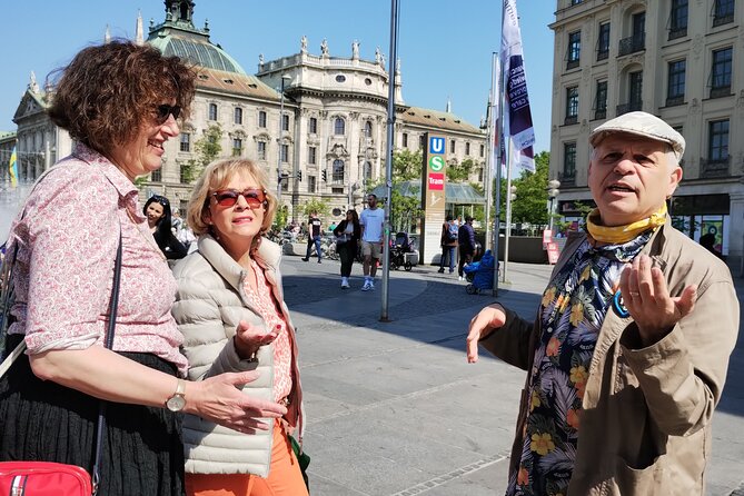 Paul's Private Tour in Munich old City - Marienplatz and the two town halls