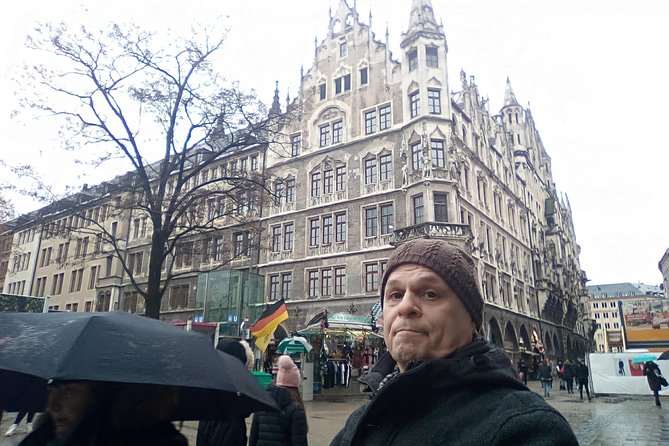 Paul's Private Tour in Munich old City - Odeonsplatz and the route through political history