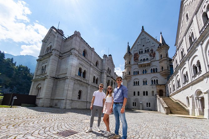 Premium Neuschwanstein Castle and Linderhof VIP Tour from Munich - Neuschwanstein: the famous castle and the hard uphill approach