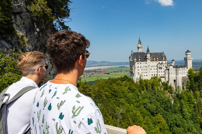 Premium Neuschwanstein Castle and Linderhof VIP Tour from Munich - What the $227.35 price really buys