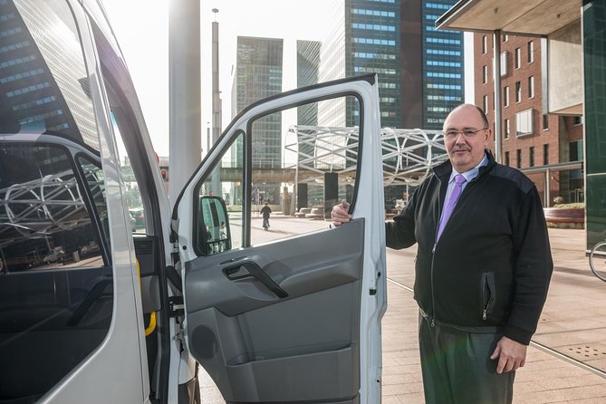 Private arrival transfer Munich Airport to Munich Hotels - A straight 40-minute ride to your Munich hotel