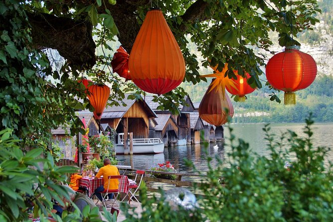 Private Day Trip from Munich to Eagle's Nest and Hallstatt - Reaching Kehlsteinhaus by bus and lift