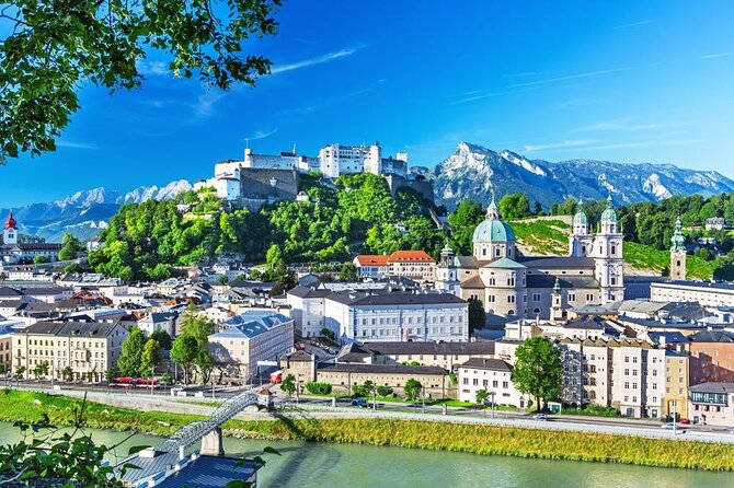 Private day trip from Munich to Eagle's Nest and Salzburg - Three hours in Salzburg’s old town