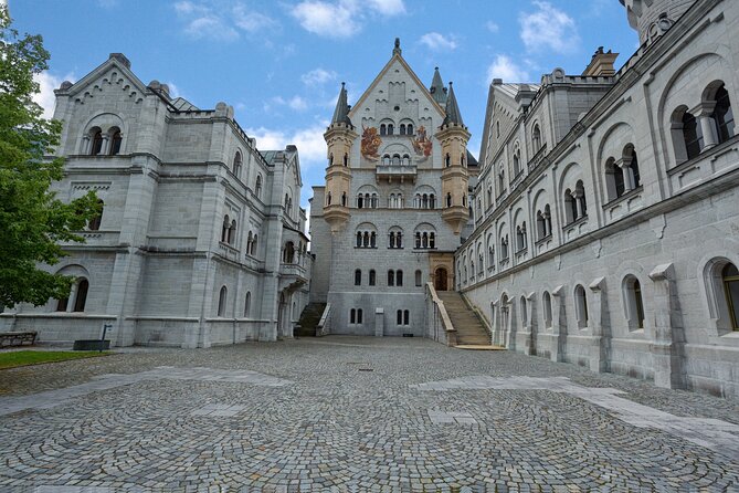 Private day trip: Munich to Neuschwanstein Castle, local driver - Who gets the best value from this day trip