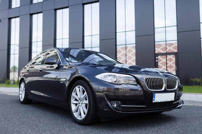 Private Departure Transfer: Munich Airport - Sedan or minibus: choosing the right vehicle