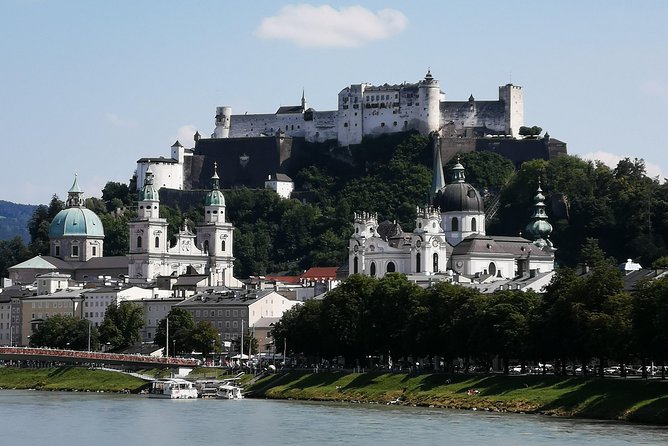 Private Eagles Nest & Salzburg Mini Van Tour incl. S.O.M sights - Ramsau bei Berchtesgaden: fifteen minutes for the view