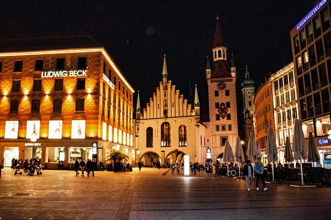 Private Highlights of Munich Bike Tour with Beer Garden Stop - A sober look at Munich’s twentieth century