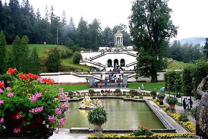 Private Linderhof Castle, Entry-Ticket - optional Toboggan Run - Three hours for gardens, fountains, and the Moorish Kiosk