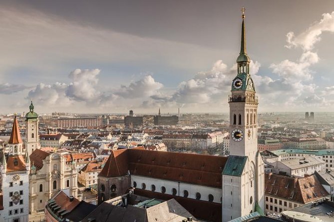 Private Munich Tour with hotel pickup - Hofbräuhaus and the story behind Munich beer