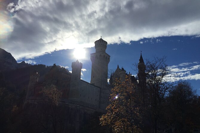 Private Neuschwanstein Castle and Brewery Tour - The guides can make or break the day