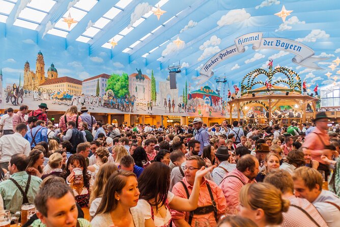 Private Oktoberfest: Lunch, Beer & Bavarian Gemütlichkeit - Why the reserved table matters at Oktoberfest