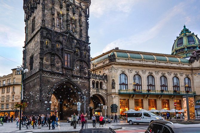 Private Scenic Transfer from Munich to Prague with 4h of Sightseeing - How to make the four sightseeing hours count