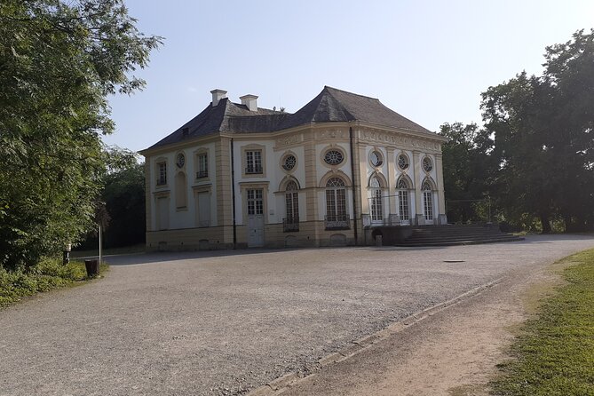 Private Tour of Nymphenburg Palace and Gardens - Pagodenburg and a Chinese-inspired retreat