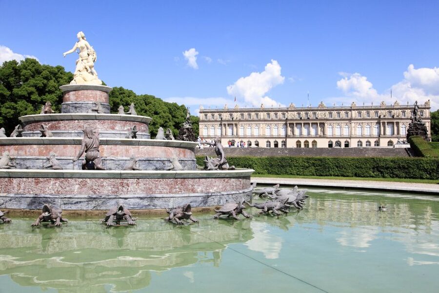 Private Van Tour to the Royal Palace of Herrenchiemsee - Who will enjoy this Chiemsee outing most?