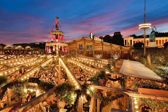 Private VIP Oktoberfest, Table, 3-Course-Menu, Beer & Champagne - Meeting Sepp at Marienplatz at 11 a.m.