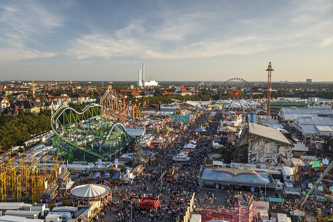 Private VIP Oktoberfest, Table, 3-Course-Menu, Beer & Champagne - A Bavarian meal with Champagne and beer