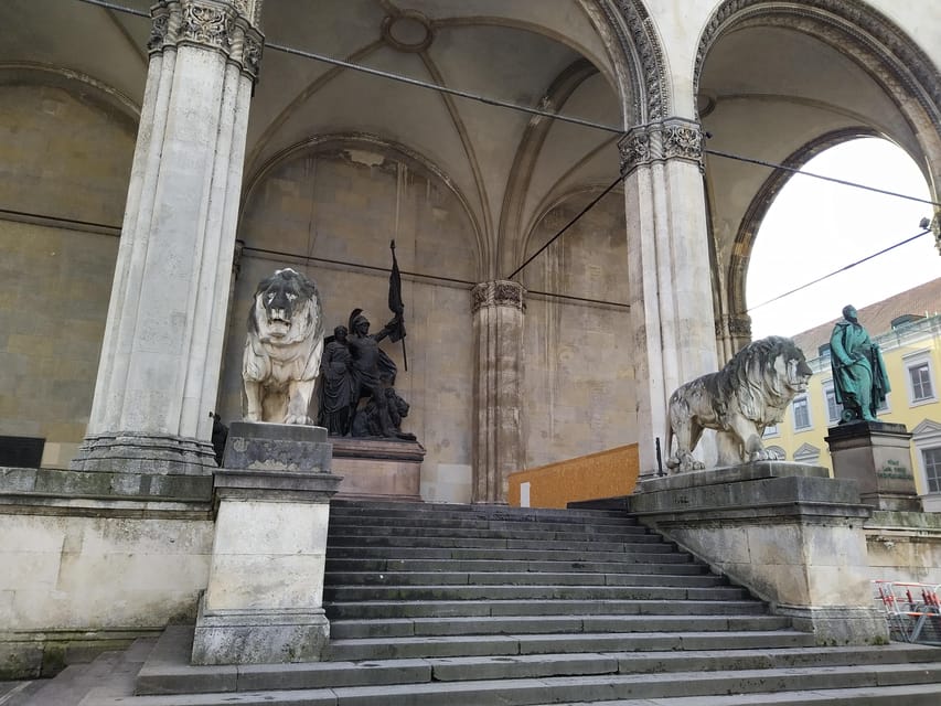 Residence of Munich private tour with skip the line ticket - Why the reconstructed palace matters