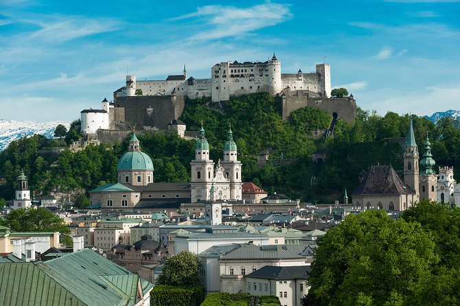 Salzburg and Lake District Day Tour from Munich - What the guides add to a long day