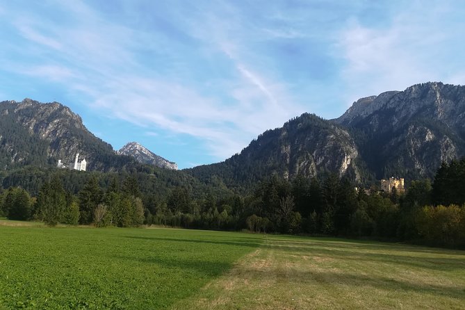 Skip-the-Line Neuschwanstein Castle Tour from Munich - Why the reserved ticket matters at Neuschwanstein