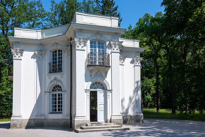 Skip-the-line Nymphenburg Palace Guided Tour with Transfers - How much value do you get for $245.48?