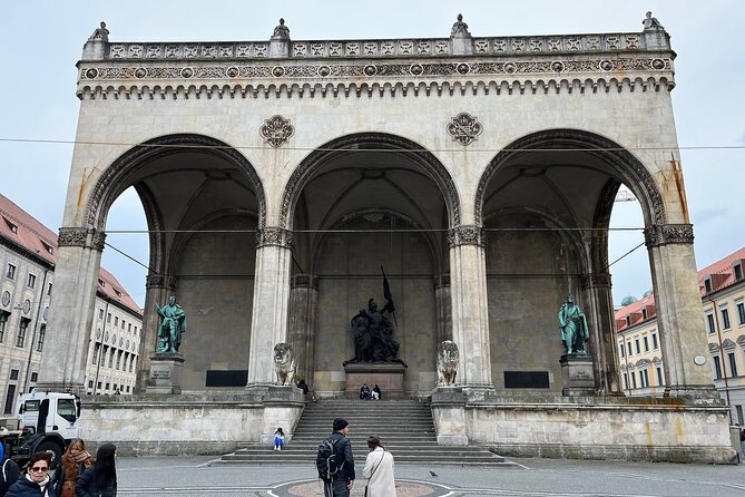 Walking Tour on Origins of Nazism in Munich - English - Haus der Kunst and architecture used as propaganda