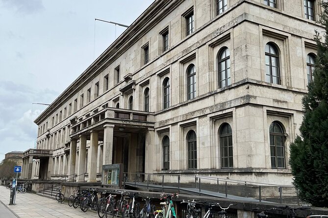 Walking Tour on Origins of Nazism in Munich - English - What the guide adds to the buildings