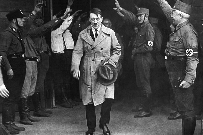 Walking Tour on Origins of Nazism in Munich - English - Hofbräuhaus and the beer-hall politics of early Nazism