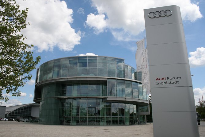 Wright Europe Vacations - Private Escorted Auto Tours - Audi Neckarsulm and the robot-heavy factory floor